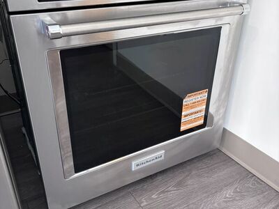 Brand New KitchenAid 27 Single Oven W/Air Fry