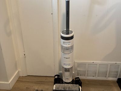 Tineco ifloor3 vacuum and mop