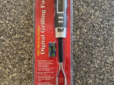 NEW Digital Meat Thermometer Fork
