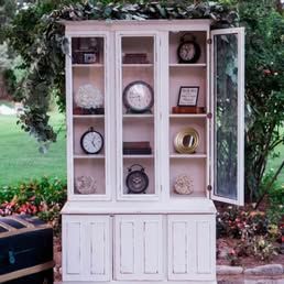 Vintage Farmhouse Display Hutch – $500