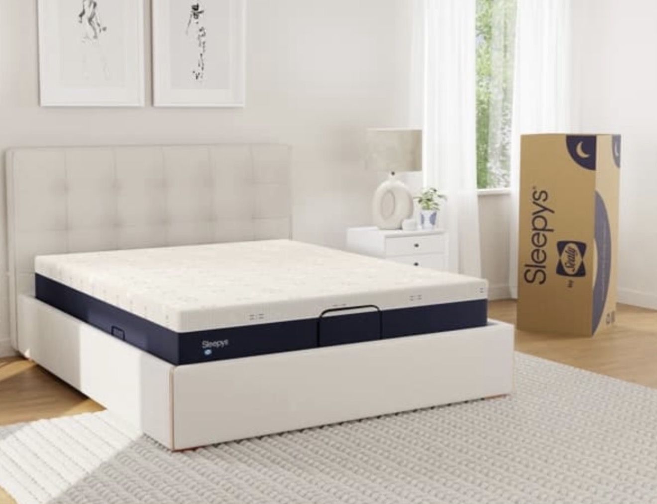 King size Sleepy's By Sealy Memory Foam Medium Mattress (retail $1650)