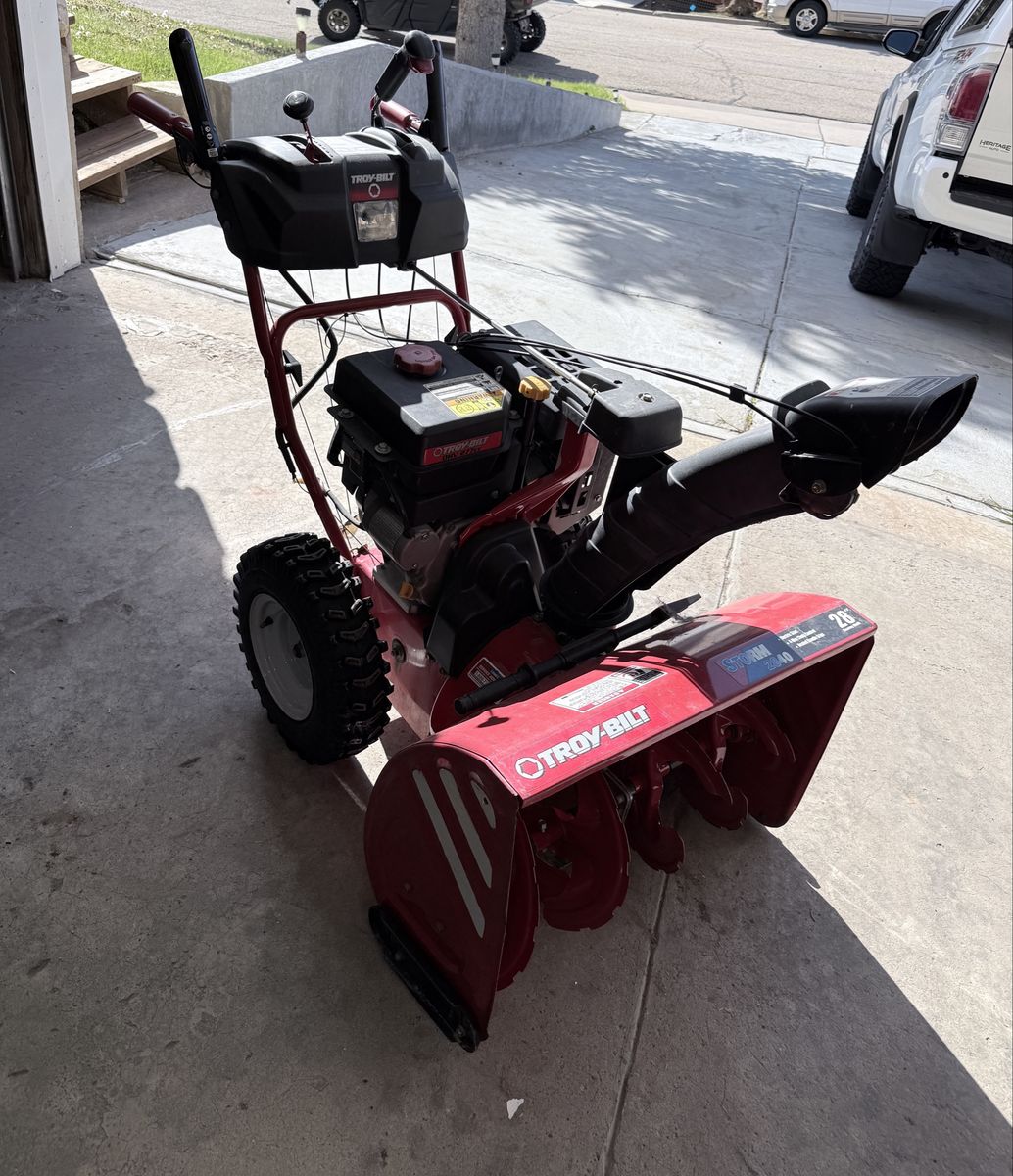 Snow blower