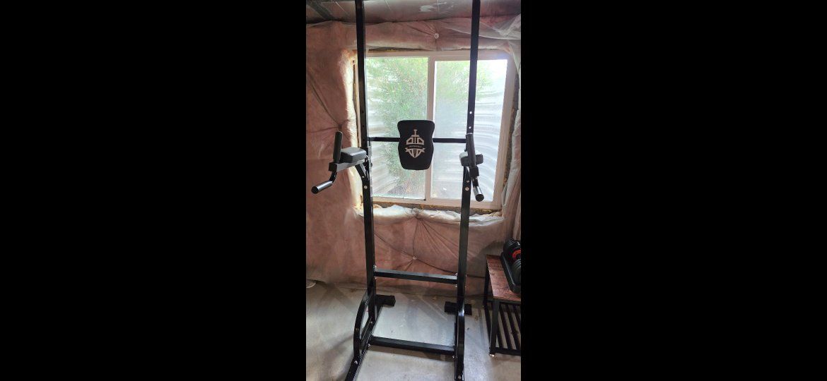 Sportsroyals Power Tower Pull Up Bar Station