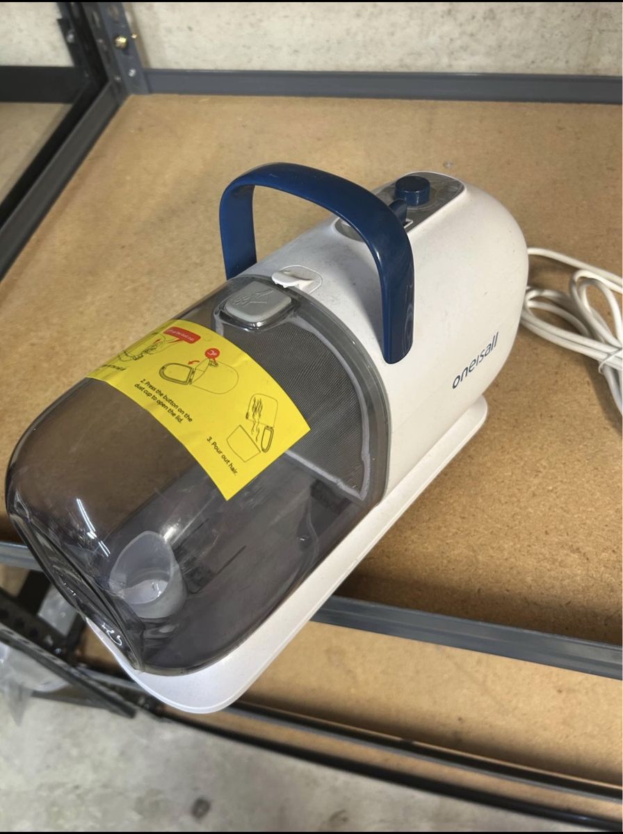 Oneisall Pet Grooming Vacuum Unit - White and Blue