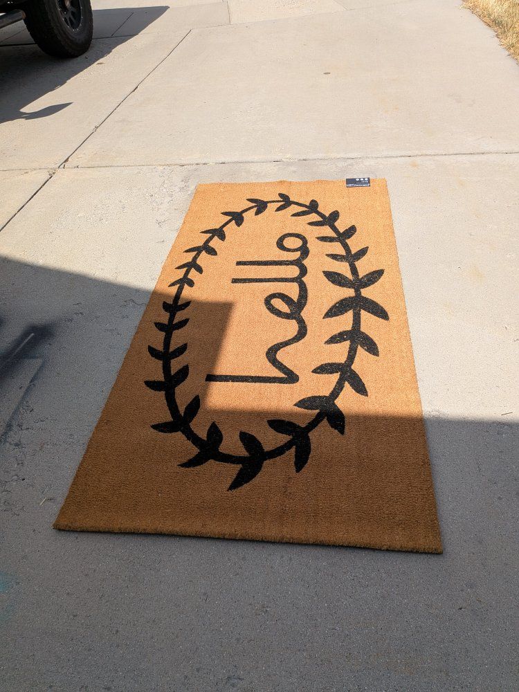 Calico Hello 36in. x 72in. Rectangle Coir Door Mat by Calloway Mills - Used