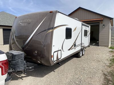 2014 McKenzie Rainier camp trailer