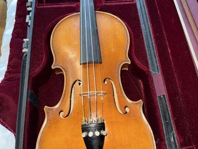 Cremona-Tone Peter Paul Prier and sonsViolin with Hard Case & Two Bows 3/4