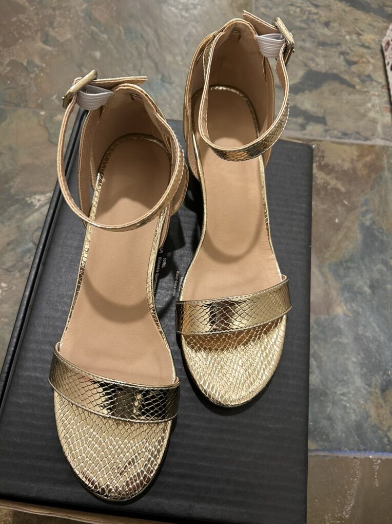 New Gold Block Heel Dress Sandals Size 41 9.5