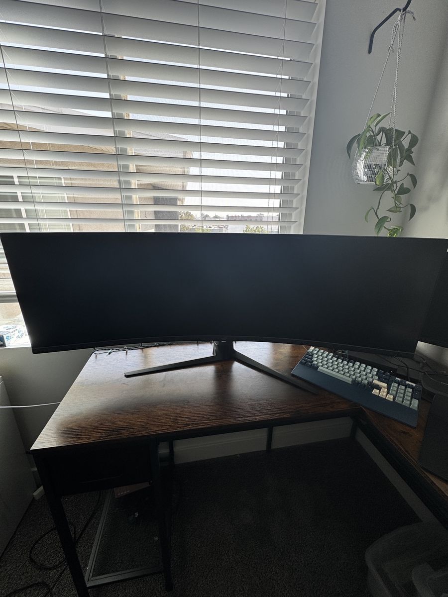 Asus ROG 49in Curved Monitor