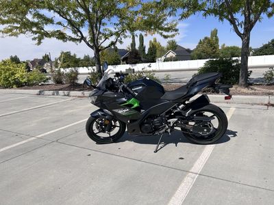 2023 Kawasaki ninja 400
