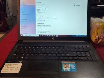 HP AMD E2-9000e
