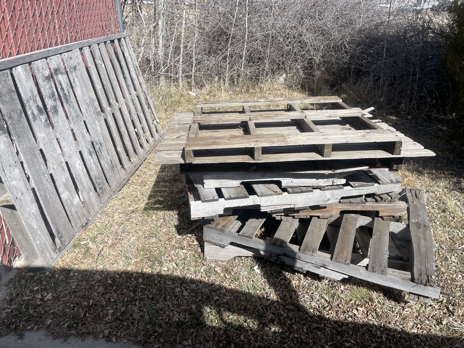 Free Wood Pallets
