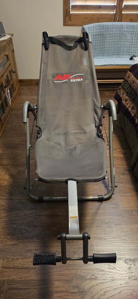 AB Lounge Ultra Exercise Chair