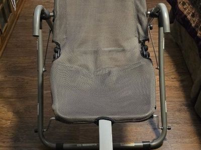 AB Lounge Ultra Exercise Chair