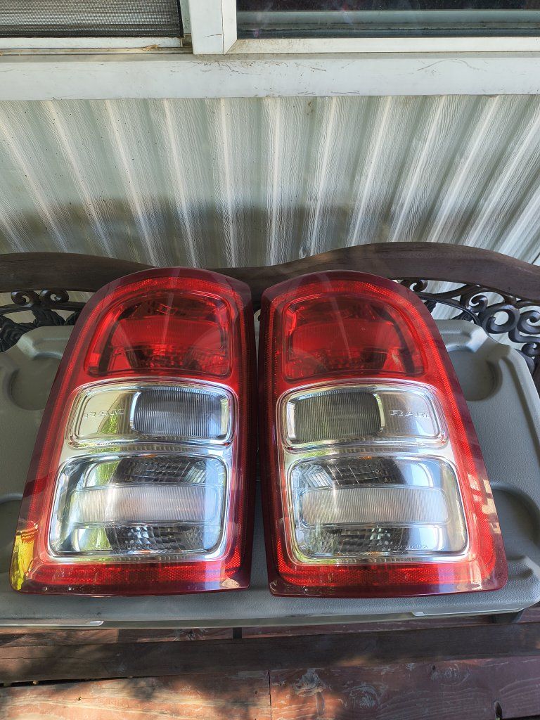 Tail Lights for 2019-2023 RAM Truck