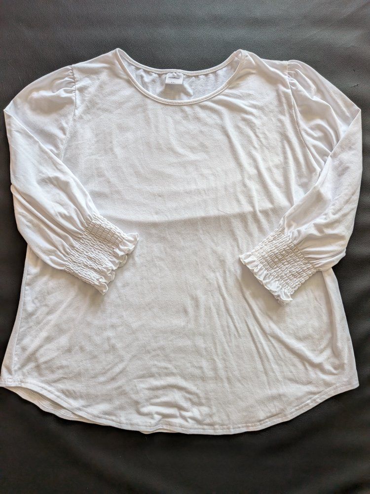 XIEERDUO White Long Sleeve Puffed Shoulder Smocked