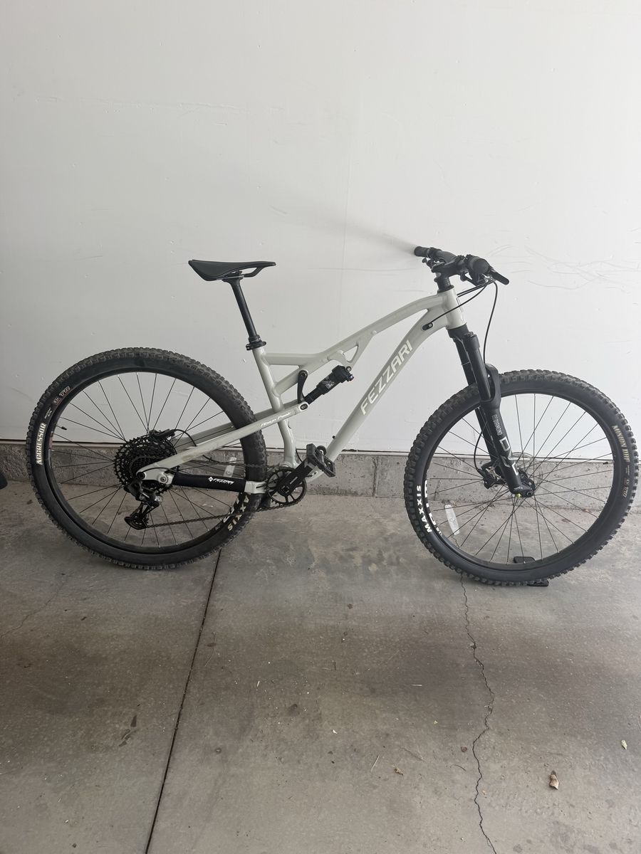 2022 Fezzari Abajo Peak