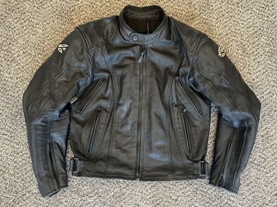 AGV Sport Leather Motorcycle Jacket w/pads. Men's sz 40