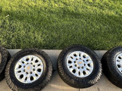18” 2024 Chevy GMC 2500 stock wheels and tires