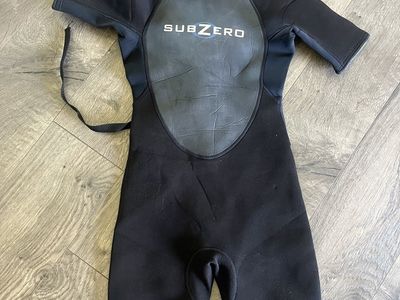 Youth wetsuit
