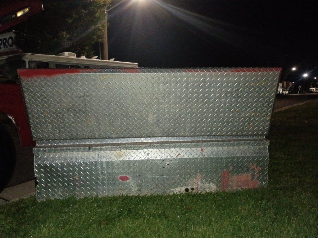 Main image 3