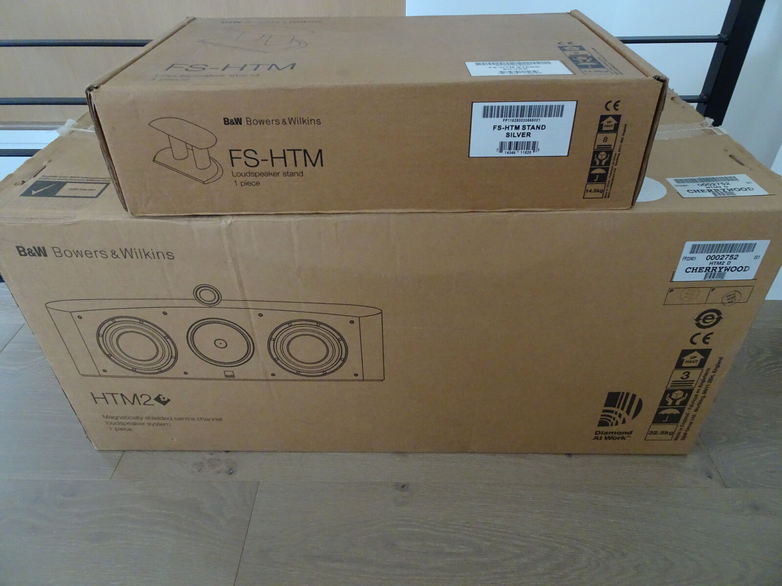 Bowers & Wilkins HTM2D Speaker WITH Silver Stand