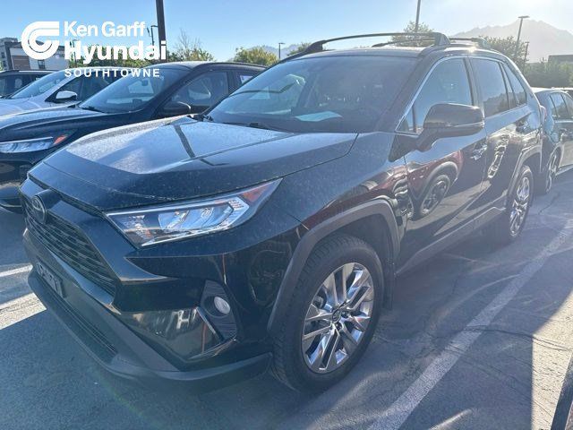 2020 Toyota RAV4 XLE Premium