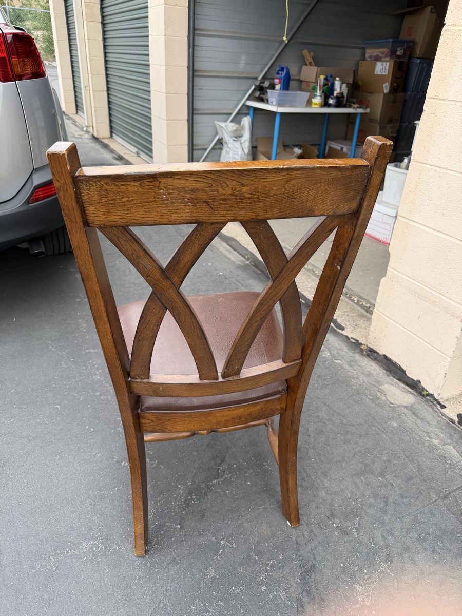 Main image 3