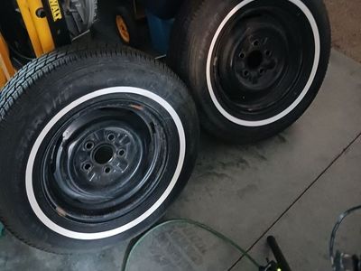 5 brand new 195/75/14 tires on rims