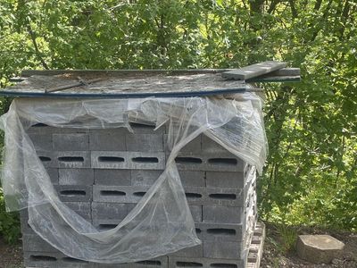 CMU block 16x8x4 shed