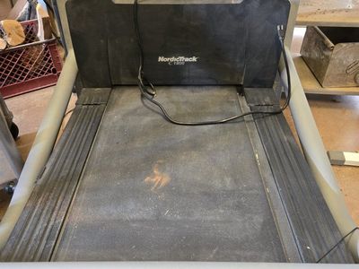 NordicTrack C1800 Folding Treadmill