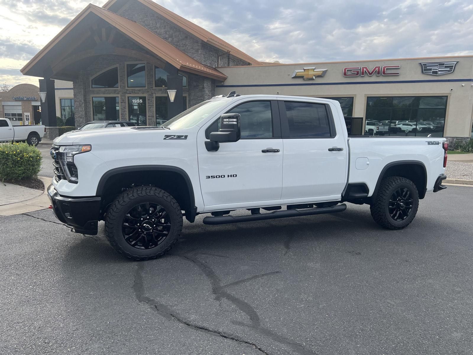 2026 Chevrolet Silverado 3500 LT