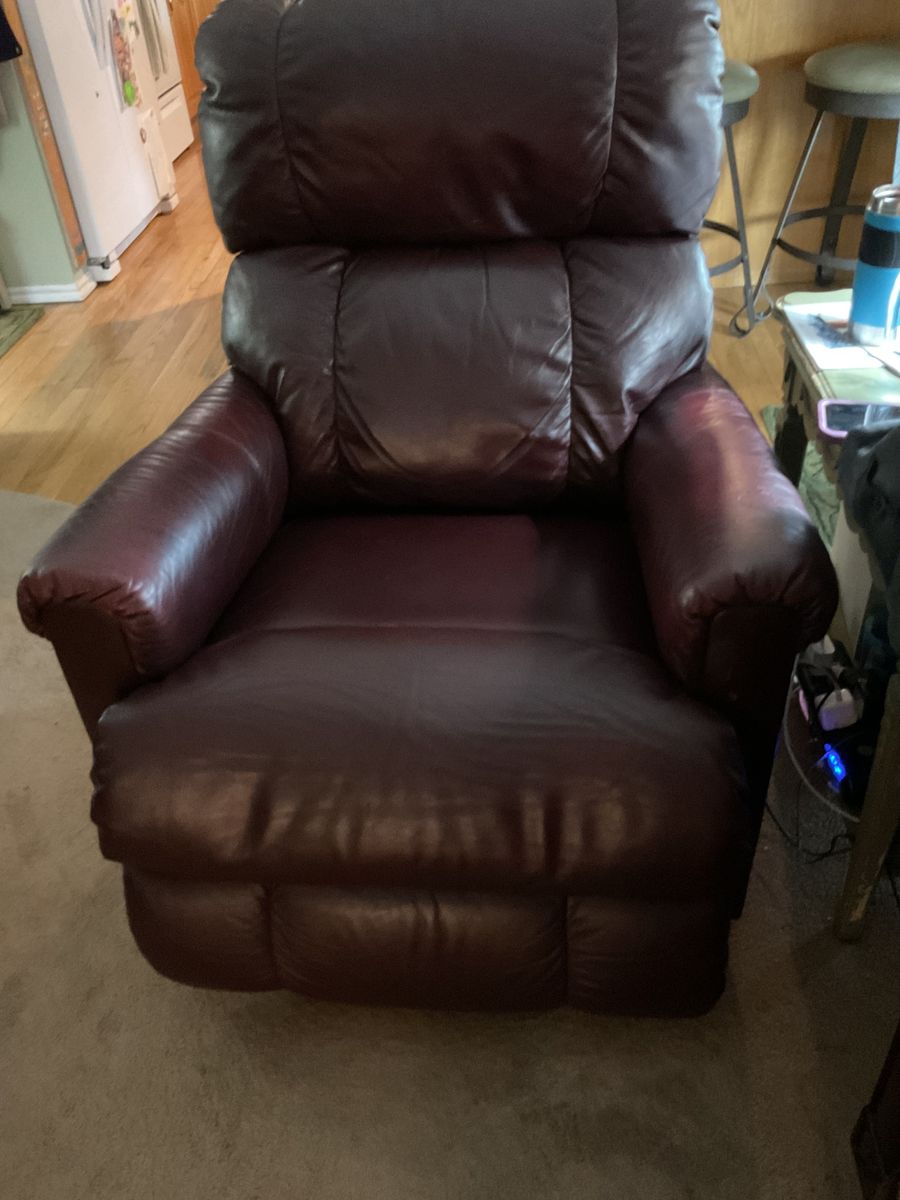 Burgandy leather recliner