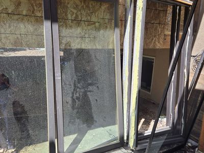 Windows, Renewal by Andersen less than 2 years old