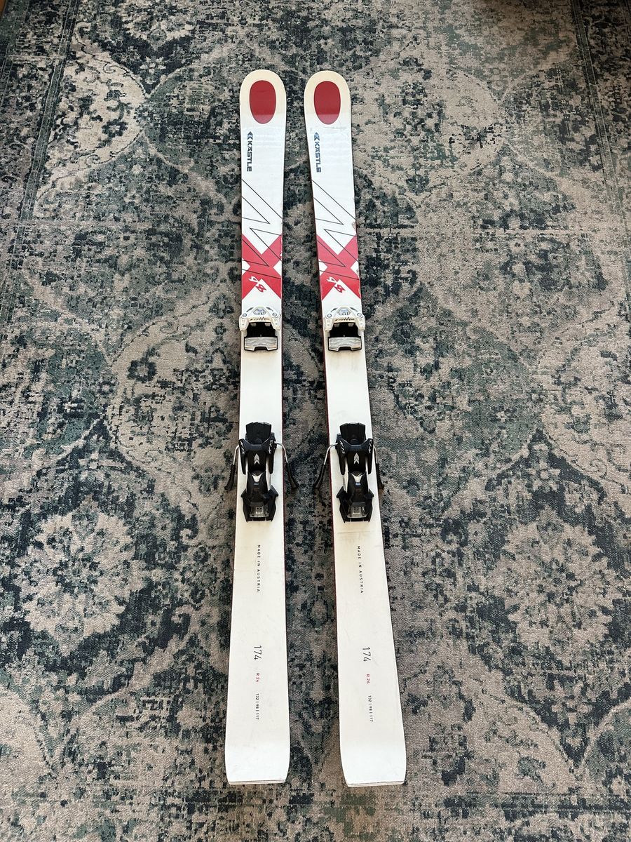 Kastle 174cm skis