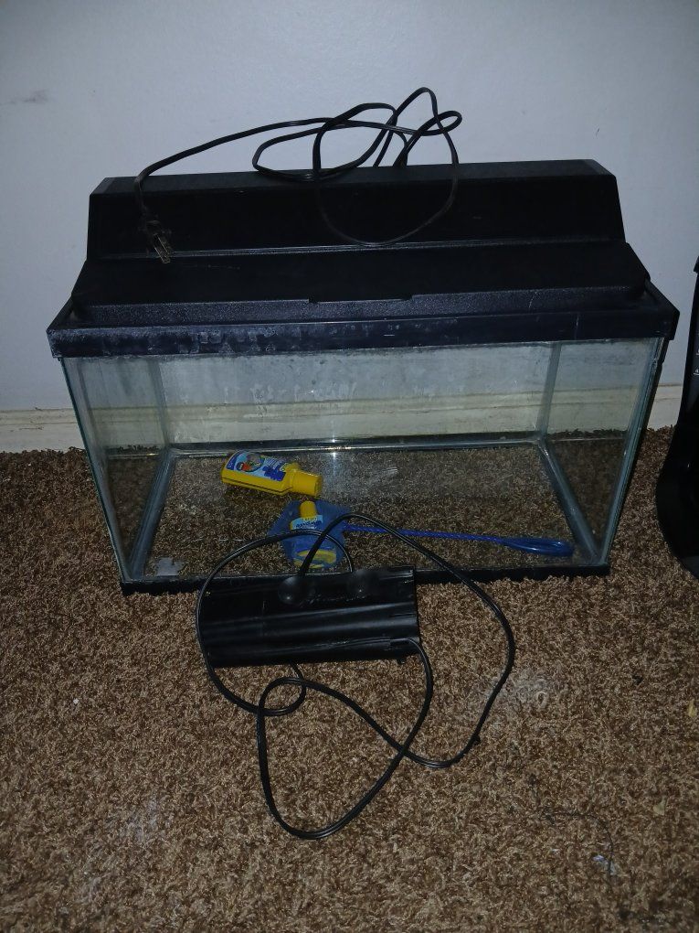 10 gallon tank with extras