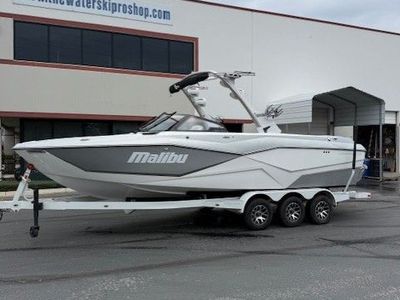 2023 Malibu Wakesetter 25 LSV