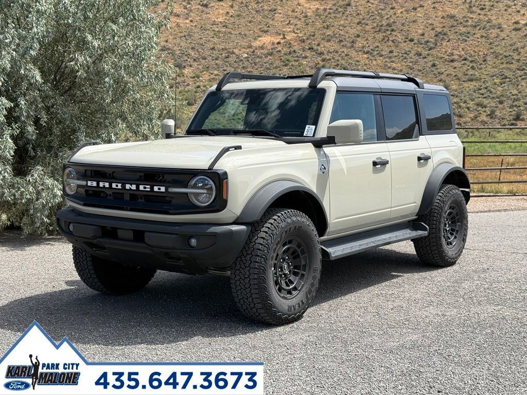 2026 Ford Bronco Outer Banks