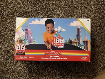 NEW: Disney Junior Firebuds Bo & Flash Rescue Fire Truck