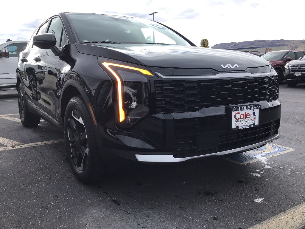 2026 Kia Sportage Hybrid S