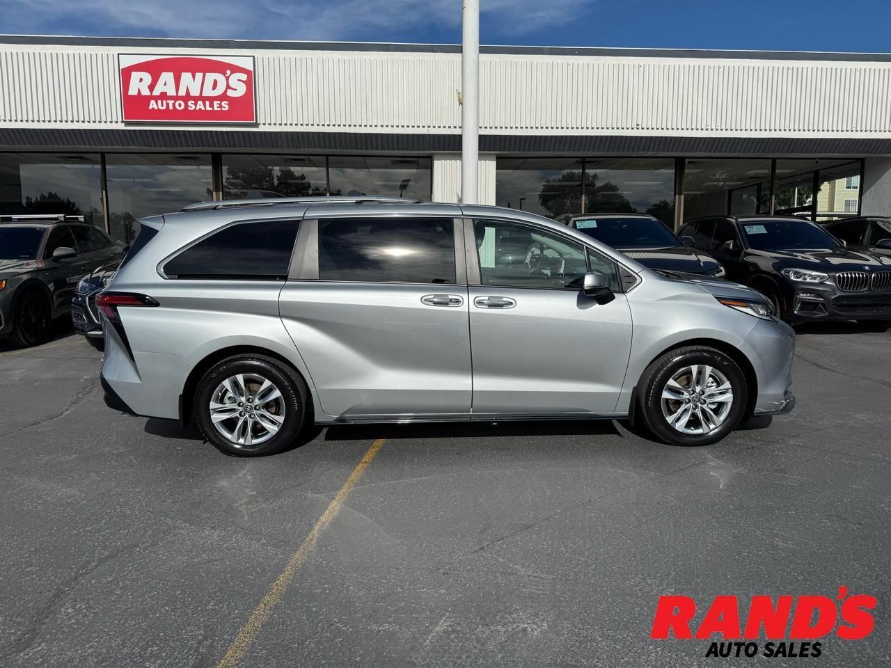 2024 Toyota Sienna Limited 7-Passenger