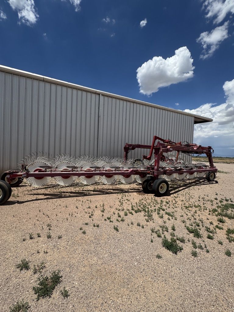 Rowse Ultimate 25 Hay Rake