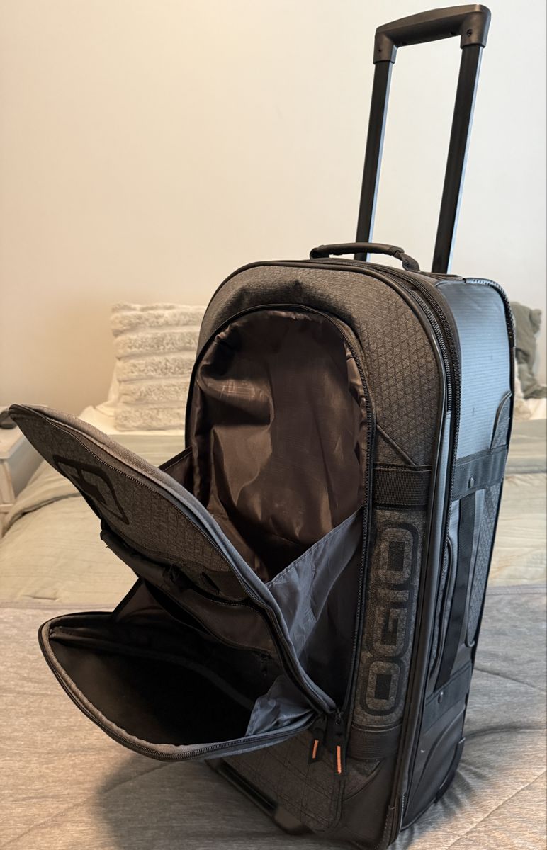 OGIO Terminal travel bag- Nice!!