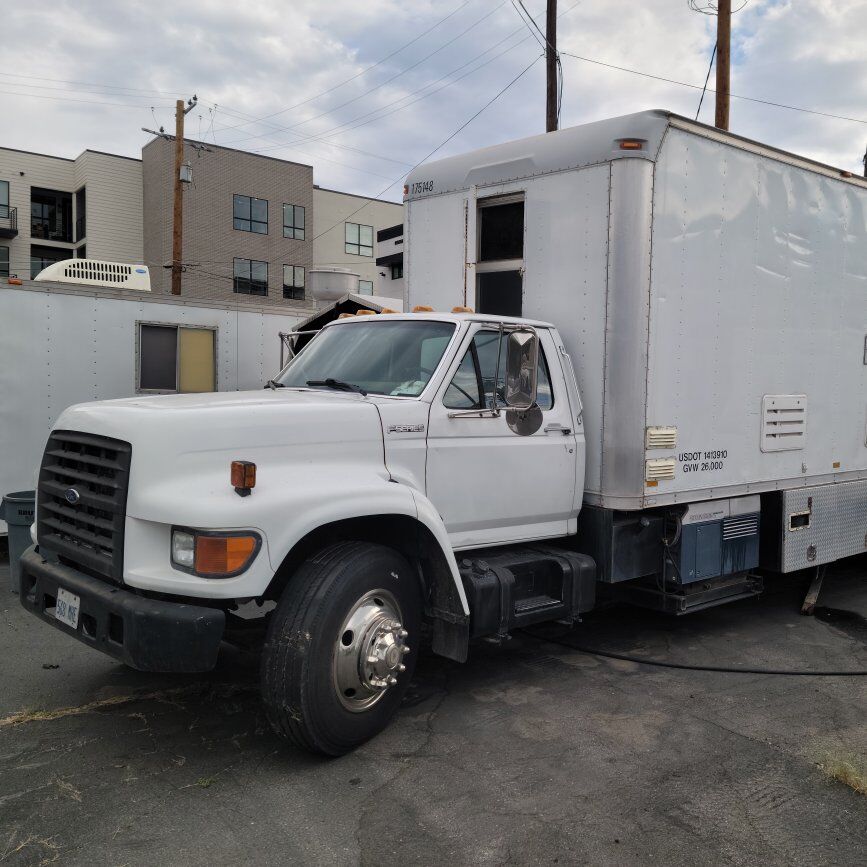 Movie/Craft service catering truck