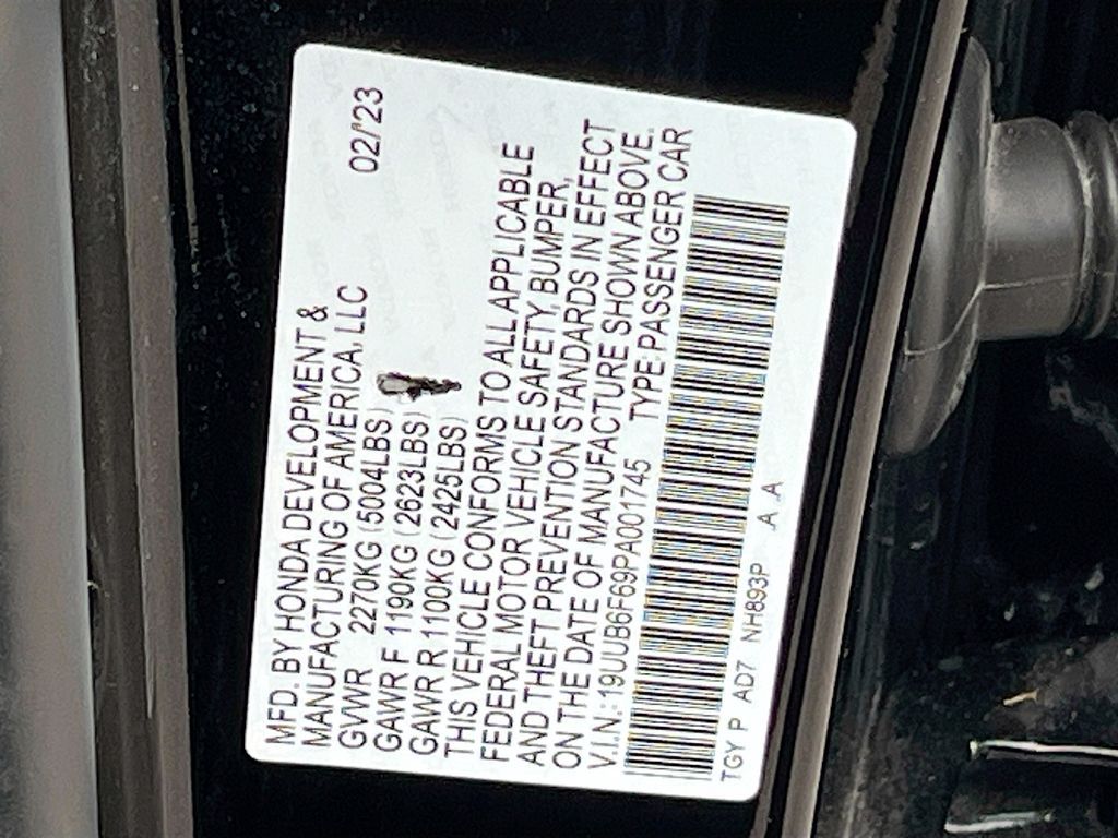 Main image 33