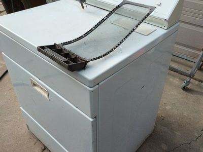 Electric Clothes dryer whirlpool WORKS