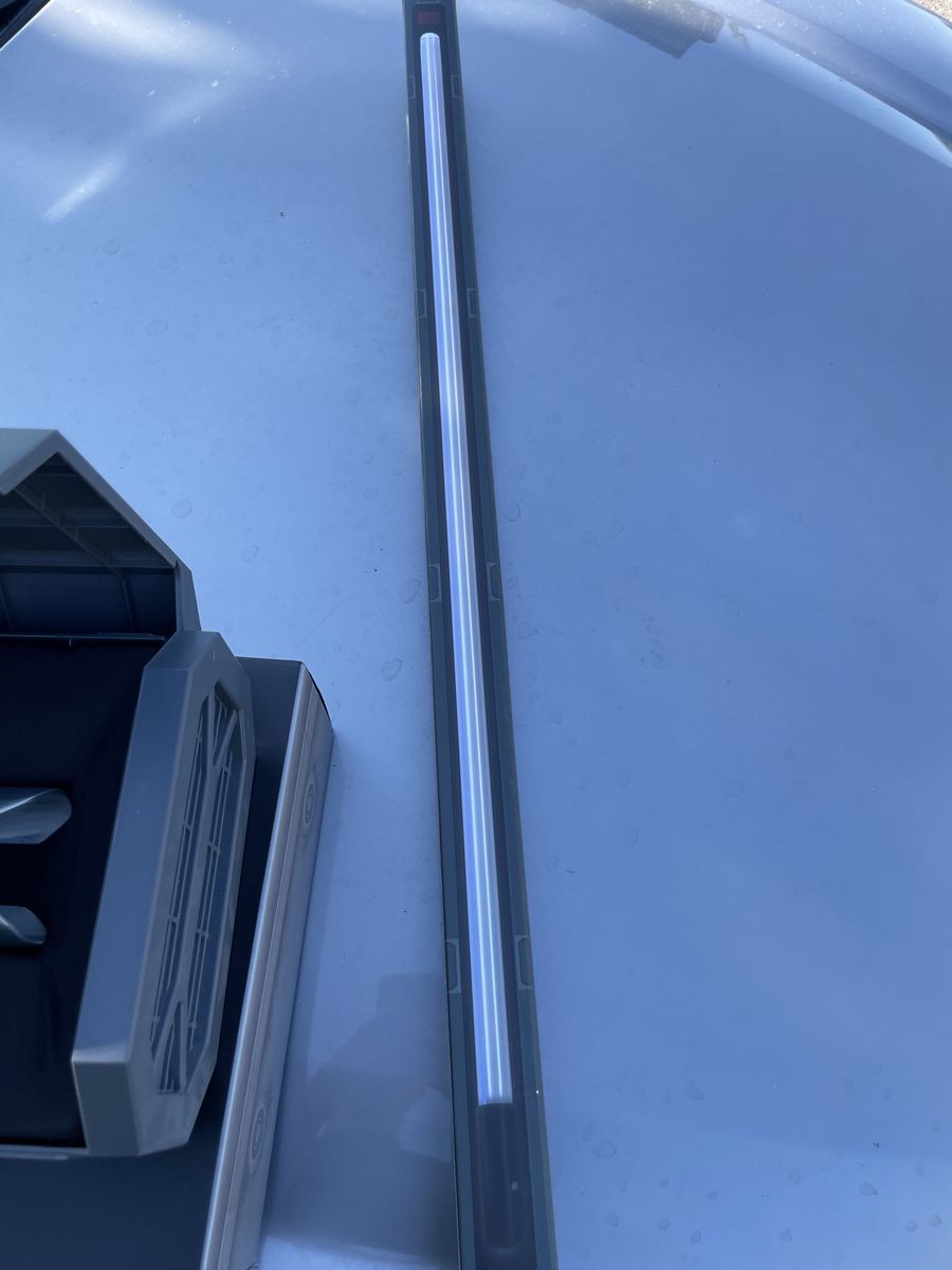 Main image 2