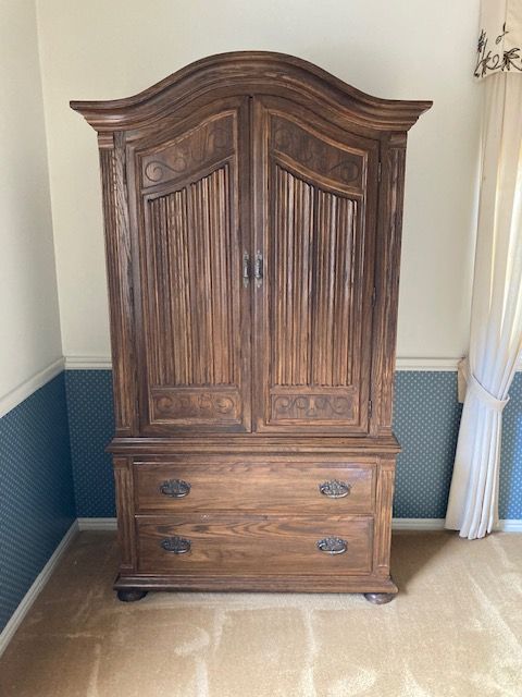 Ethan Allen Royal Charter Oak Armoire
