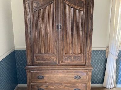 Ethan Allen Royal Charter Oak Armoire