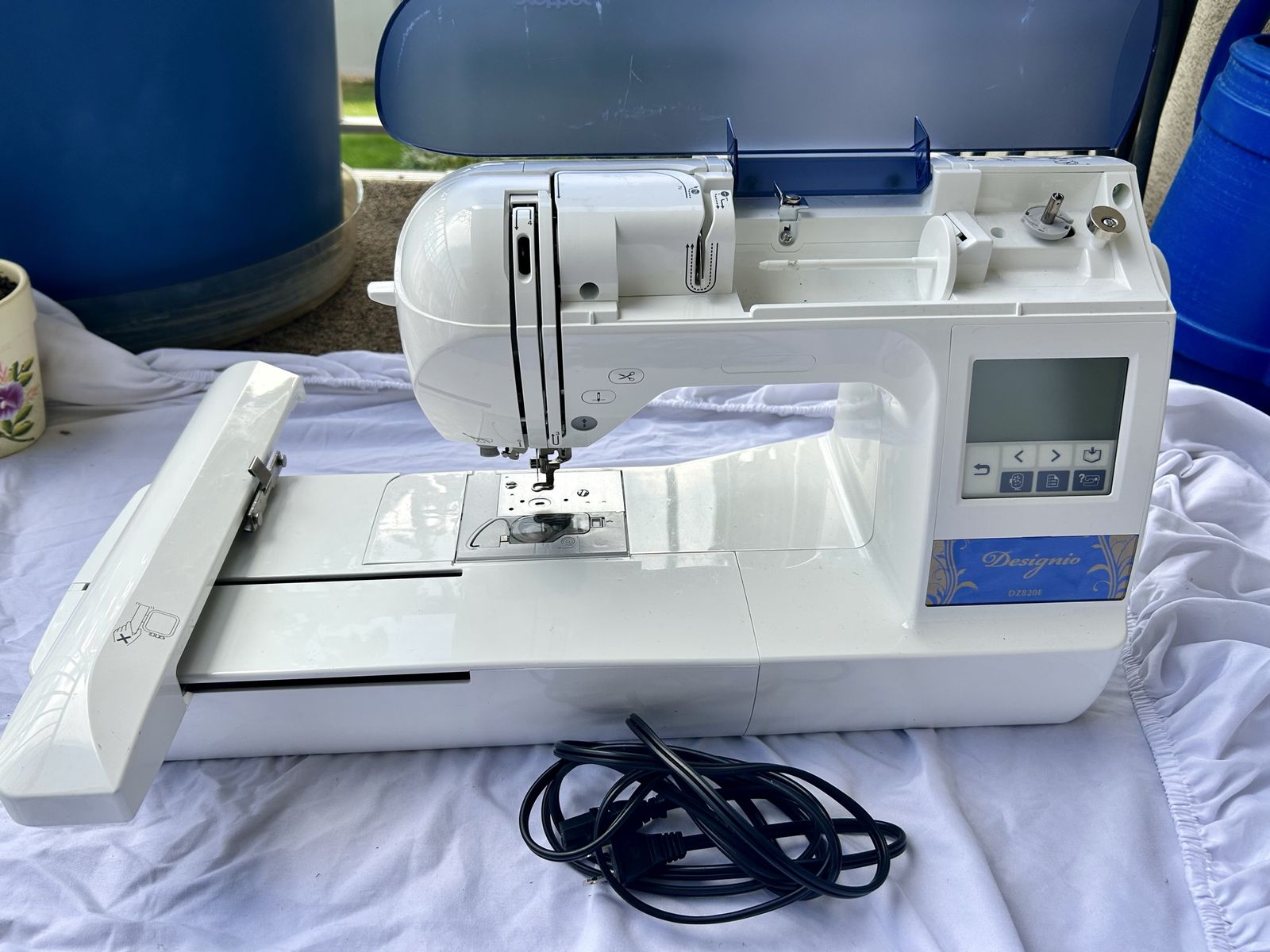 EMBROIDERY + EVERYTHING YOU NEED STARTER SET: Brother DZ280E Computerized Embroidery only Machine